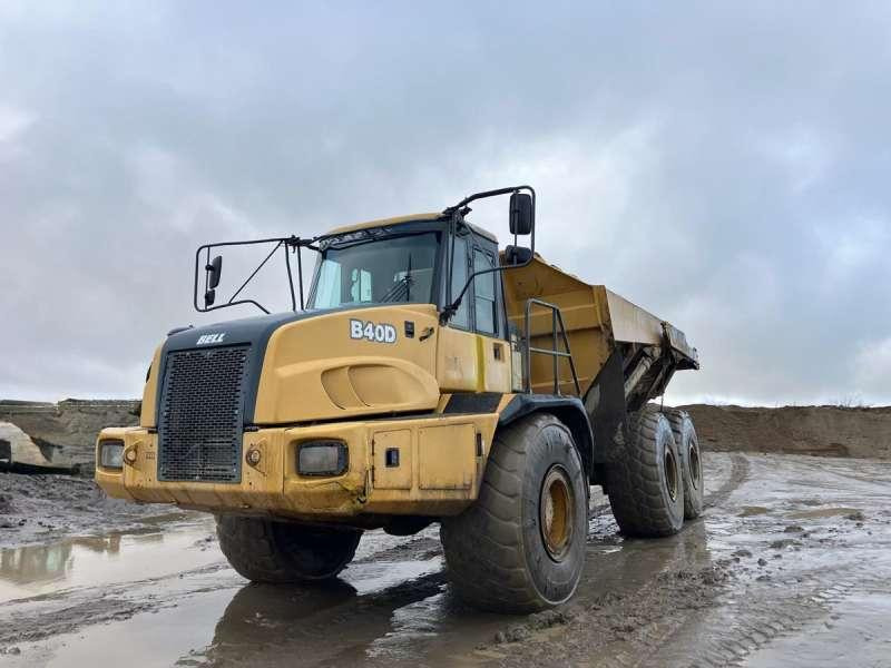 Bell B40D 6X6 - شاحنة مفصلية: صور 1 Bell B40D 6X6 - شاحنة مفصلية: صور 1