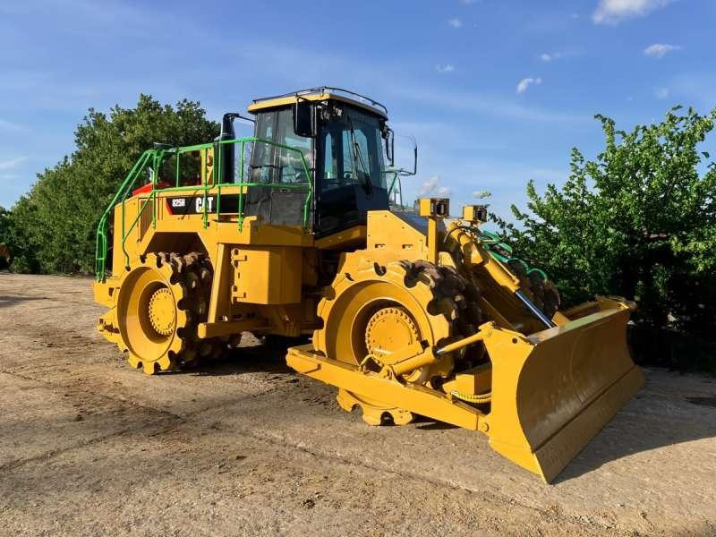Caterpillar 825H - مدماج: صور 1 Caterpillar 825H - مدماج: صور 1