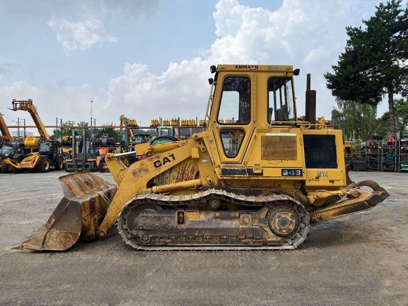 Caterpillar Chargeur sur Chenilles 943 - اللودر المجنزر: صور 4 Caterpillar Chargeur sur Chenilles 943 - اللودر المجنزر: صور 4