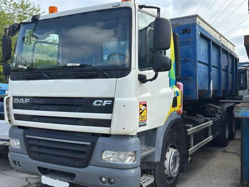 DAF CF 85.460 6X2 - شاحنة ذات الخطاف: صور 2 DAF CF 85.460 6X2 - شاحنة ذات الخطاف: صور 2