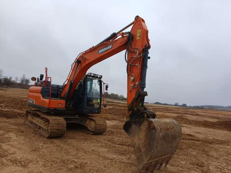 Doosan DX140LC-5 - حفارات زحافة: صور 2 Doosan DX140LC-5 - حفارات زحافة: صور 2