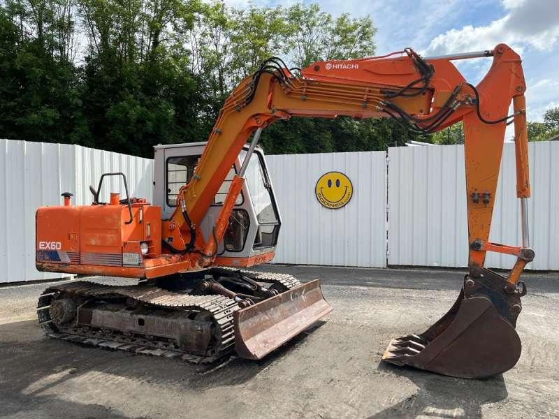 Hitachi Pelle sur Chenilles EX60 - حفارات زحافة: صور 1 Hitachi Pelle sur Chenilles EX60 - حفارات زحافة: صور 1