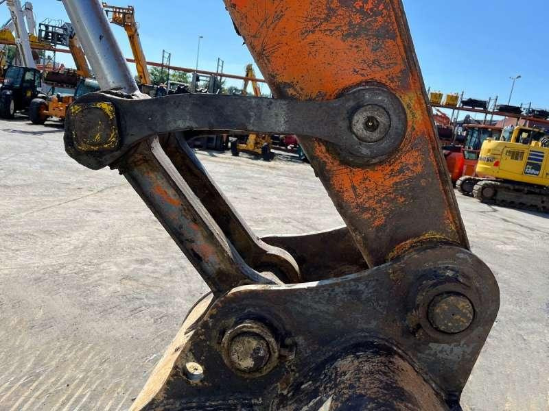 حفارات زحافة Hitachi UH073: صور 12
