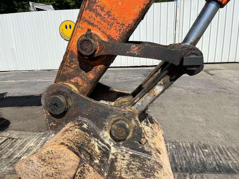 حفارات زحافة Hitachi UH073: صور 14