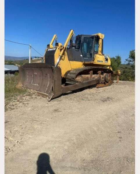 Komatsu D65EX-15 - بلدوزر: صور 5 Komatsu D65EX-15 - بلدوزر: صور 5