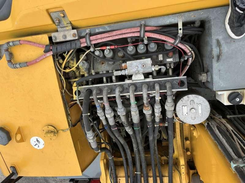 حفارة النقل والشحن Liebherr A316 LITRONIC: صور 47