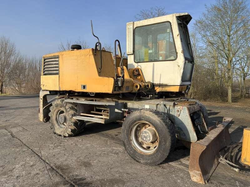 Liebherr A316 - POUR PIECES إيجار Liebherr A316 - POUR PIECES: صور 12