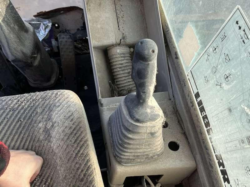 Liebherr A316 - POUR PIECES إيجار Liebherr A316 - POUR PIECES: صور 42