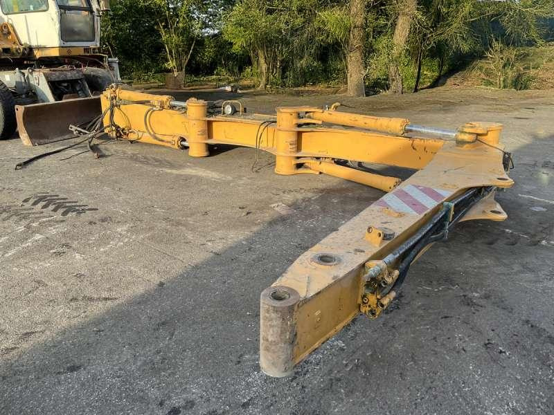 Liebherr A316 - POUR PIECES إيجار Liebherr A316 - POUR PIECES: صور 19