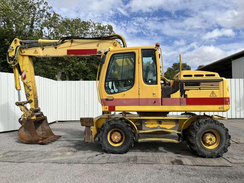 Liebherr A900C Litronic - حفارة على عجلات: صور 4 Liebherr A900C Litronic - حفارة على عجلات: صور 4