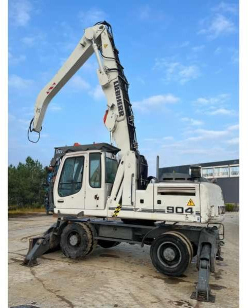 Liebherr A904C Litronic - حفارة النقل والشحن: صور 3 Liebherr A904C Litronic - حفارة النقل والشحن: صور 3