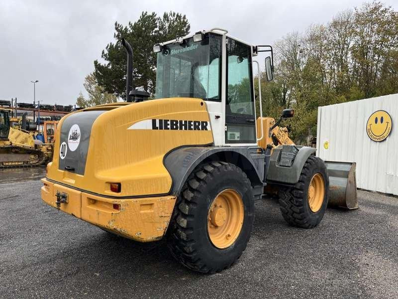 Liebherr L514 Stereo - اللودر بعجل: صور 5 Liebherr L514 Stereo - اللودر بعجل: صور 5