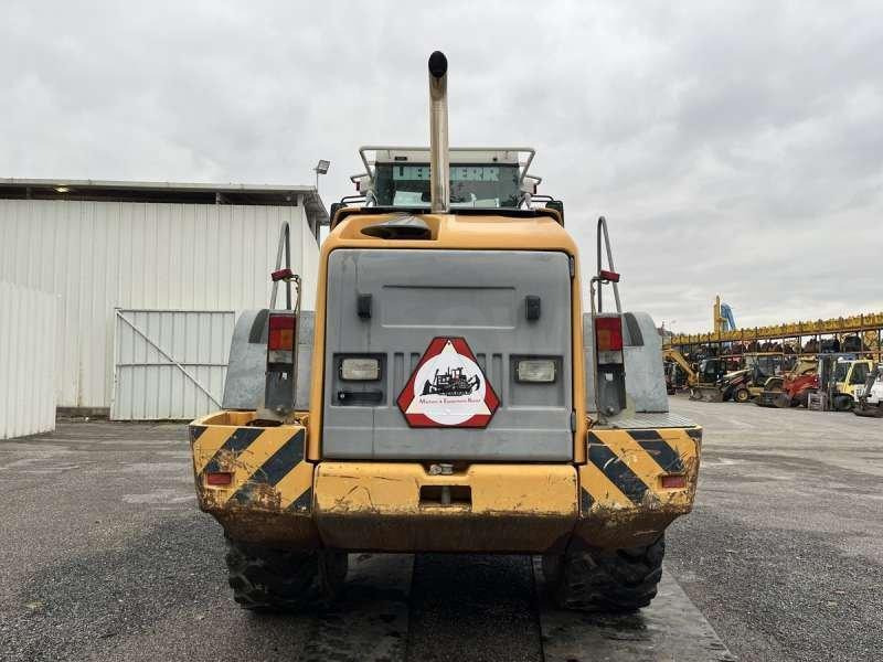 اللودر بعجل Liebherr L554: صور 10 اللودر بعجل Liebherr L554: صور 10