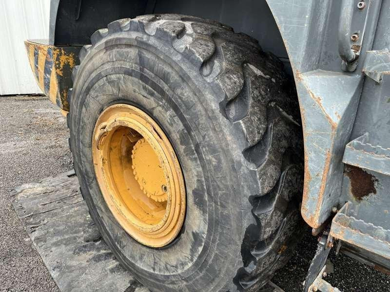 اللودر بعجل Liebherr L554: صور 18 اللودر بعجل Liebherr L554: صور 18