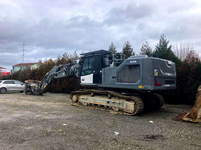 Liebherr Pelle sur Chenilles R938 LC - حفارات زحافة: صور 1 Liebherr Pelle sur Chenilles R938 LC - حفارات زحافة: صور 1