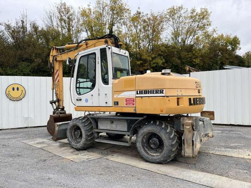 Liebherr Pelle sur Pneus A314 LITRONIC - حفارة على عجلات: صور 4 Liebherr Pelle sur Pneus A314 LITRONIC - حفارة على عجلات: صور 4