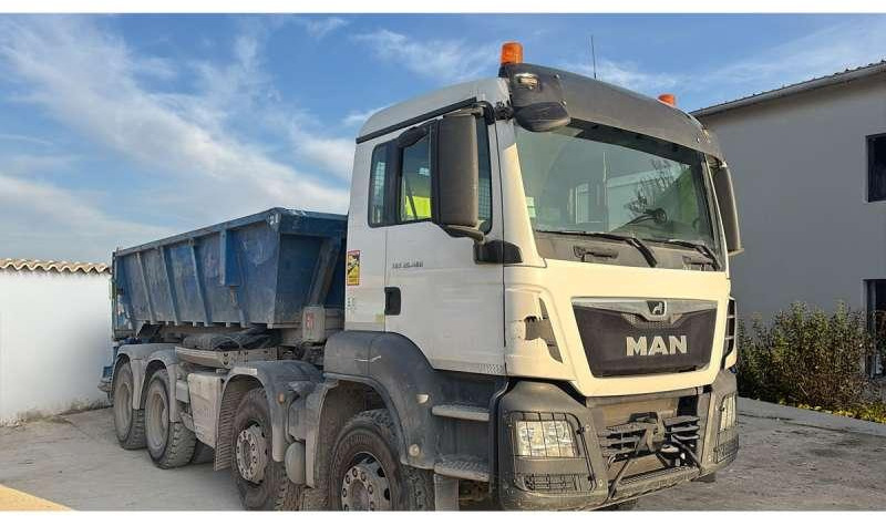 MAN TGS 35.460 8X4 - شاحنة ذات الخطاف: صور 3 MAN TGS 35.460 8X4 - شاحنة ذات الخطاف: صور 3