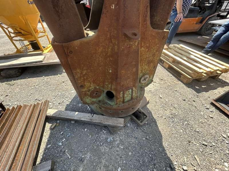 MONTABERT Lot 2 Croc Béton - ماكينة القص الهيدروليكي: صور 4 MONTABERT Lot 2 Croc Béton - ماكينة القص الهيدروليكي: صور 4