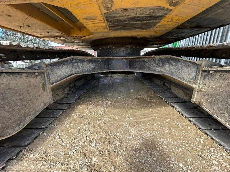 حفارات زحافة New Holland E145: صور 16