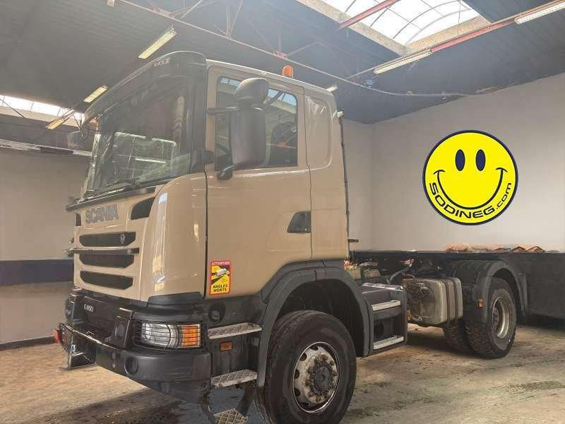 Scania G450 4X4 - شاحنة جرار: صور 1 Scania G450 4X4 - شاحنة جرار: صور 1