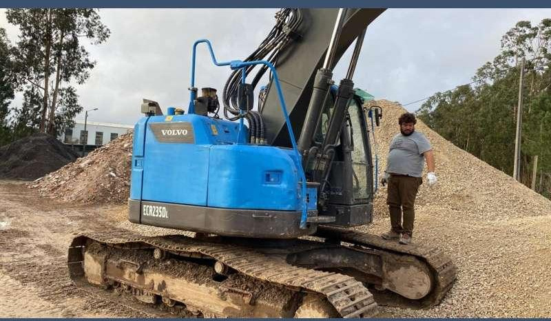 Volvo ECR235DL - حفارات زحافة: صور 4 Volvo ECR235DL - حفارات زحافة: صور 4