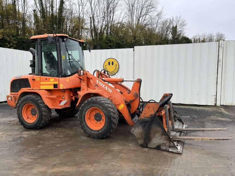 Volvo L30G - اللودر بعجل: صور 1 Volvo L30G - اللودر بعجل: صور 1