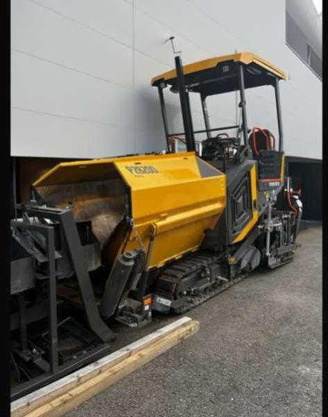 Volvo P2820D MACHINE SUISSE - العامل بالقار: صور 1 Volvo P2820D MACHINE SUISSE - العامل بالقار: صور 1
