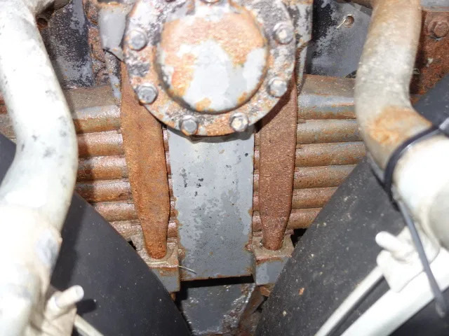 DAF 85.410 CF 6X4 STEEL SPRINGS MANUAL GEARBOX - شاحنة ذات الخطاف: صور 5 DAF 85.410 CF 6X4 STEEL SPRINGS MANUAL GEARBOX - شاحنة ذات الخطاف: صور 5