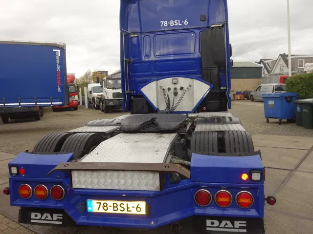 DAF XF 530 PK FTS 6X2 10 TYERS - شاحنة جرار: صور 5 DAF XF 530 PK FTS 6X2 10 TYERS - شاحنة جرار: صور 5