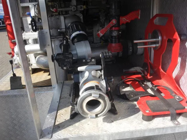 المطافئ MAN 15 224-with winch 2500liter tank manual gearbox ,ziegler pomp: صور 12