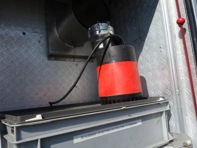 المطافئ MAN 15 224-with winch 2500liter tank manual gearbox ,ziegler pomp: صور 13