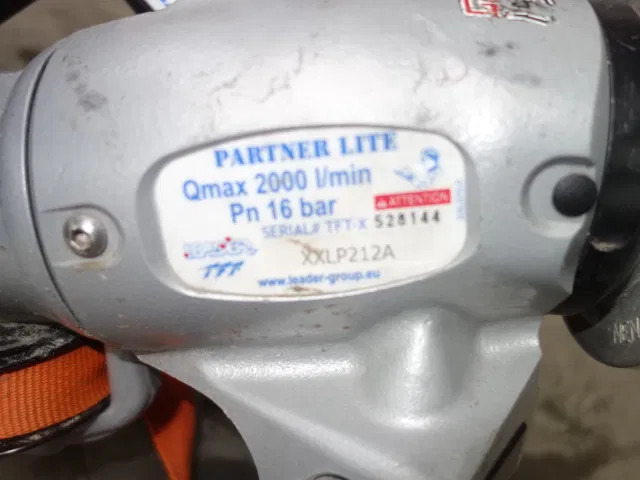 Mercedes-Benz 1325 WATER CANON - المطافئ: صور 3 Mercedes-Benz 1325 WATER CANON - المطافئ: صور 3