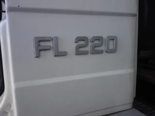Volvo FL 240 220PK 12000 LITER STEELSPRINGS - شاحنة صهريج: صور 5 Volvo FL 240 220PK 12000 LITER STEELSPRINGS - شاحنة صهريج: صور 5