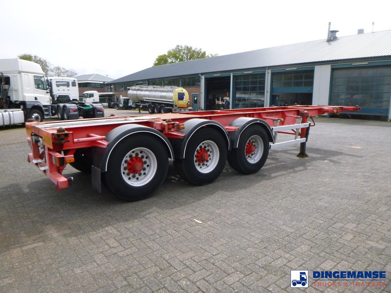 Burg 3-axle container chassis 20-30 ft - شاحنات الحاويات / جسم علوي قابل للتغيير نصف مقطورة: صور 4 Burg 3-axle container chassis 20-30 ft - شاحنات الحاويات / جسم علوي قابل للتغيير نصف مقطورة: صور 4