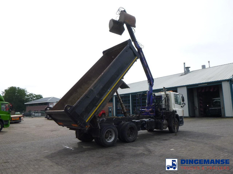 DAF CF 75.310 6x4 RHD tipper + HMF 1144 K-1 + grapple - شاحنة كرين: صور 4 DAF CF 75.310 6x4 RHD tipper + HMF 1144 K-1 + grapple - شاحنة كرين: صور 4