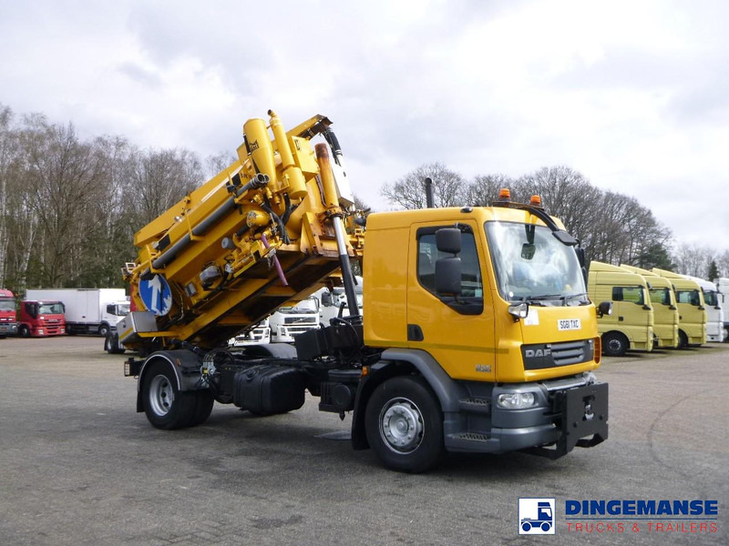 DAF LF 55.220 4x2 RHD Whale vacuum tank 7.5 m3 - فراغ شاحنة: صور 2 DAF LF 55.220 4x2 RHD Whale vacuum tank 7.5 m3 - فراغ شاحنة: صور 2