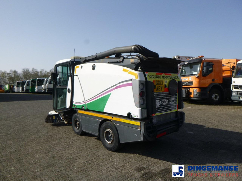 Johnston C202 compact street sweeper - سياره كنس شوارع: صور 3 Johnston C202 compact street sweeper - سياره كنس شوارع: صور 3