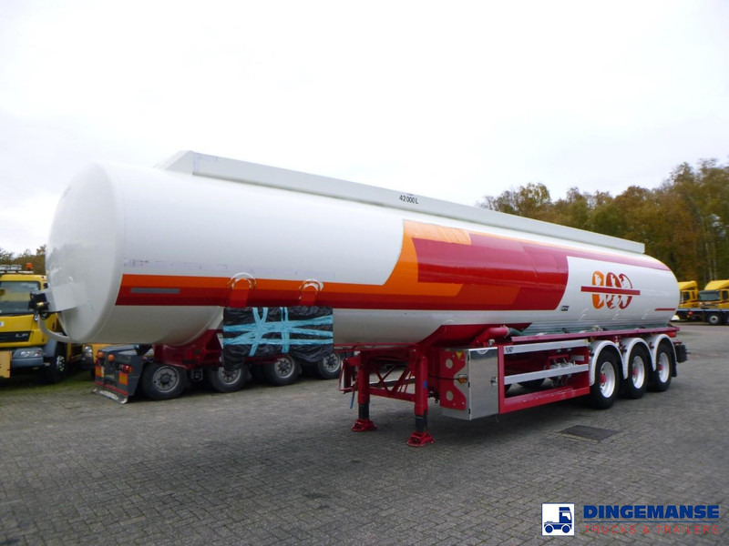 LAG Jet fuel tank alu 44.5 m3 / 1 comp - نصف مقطورة صهريج: صور 1 LAG Jet fuel tank alu 44.5 m3 / 1 comp - نصف مقطورة صهريج: صور 1