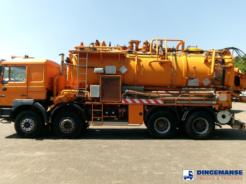 MAN 41.463 8x4 Euro 2 vacuum tank ADR 15 m3 / 2 comp - فراغ شاحنة: صور 5 MAN 41.463 8x4 Euro 2 vacuum tank ADR 15 m3 / 2 comp - فراغ شاحنة: صور 5