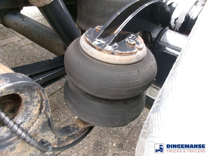 شاحنة جرار MAN TGS 24.460 6X2 RHD Euro 6: صور 14 شاحنة جرار MAN TGS 24.460 6X2 RHD Euro 6: صور 14