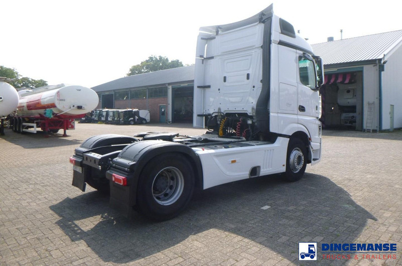 Mercedes-Benz Actros 1851 4x2 Euro 6 + Retarder - شاحنة جرار: صور 4 Mercedes-Benz Actros 1851 4x2 Euro 6 + Retarder - شاحنة جرار: صور 4