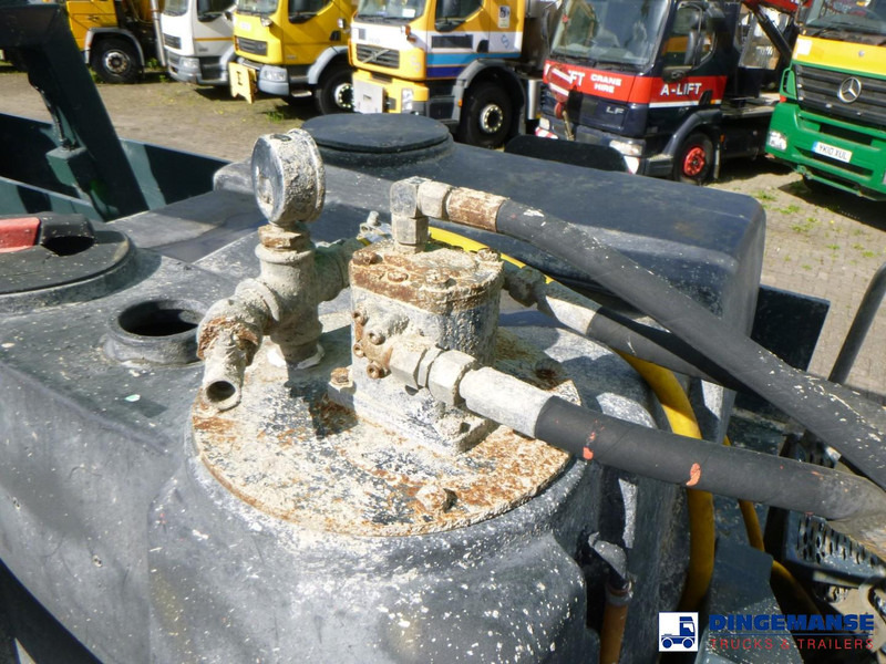مضخة خرسانة Mercedes-Benz Atego 1823 4x2 Putzmeister concrete pump 16 m: صور 13