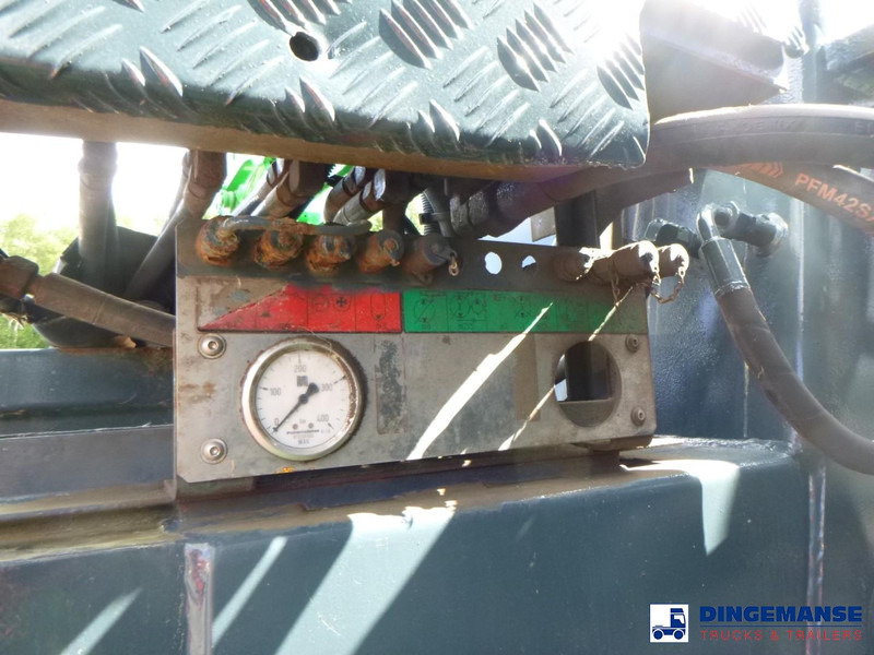 مضخة خرسانة Mercedes-Benz Atego 1823 4x2 Putzmeister concrete pump 16 m: صور 18