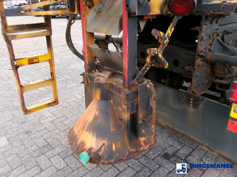 Mercedes-Benz Axor 1824 4x4 RHD salt spreader / gritter - جرافة ثلج: صور 5 Mercedes-Benz Axor 1824 4x4 RHD salt spreader / gritter - جرافة ثلج: صور 5