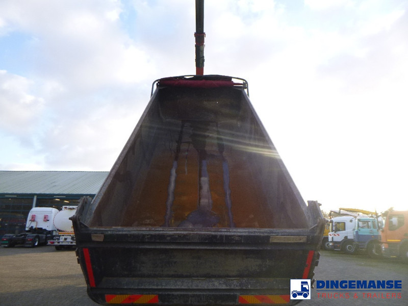 Mercedes-Benz Axor 3236 8x4 RHD tipper + Hiab 1283 DK-2 Duo - شاحنة كرين: صور 5 Mercedes-Benz Axor 3236 8x4 RHD tipper + Hiab 1283 DK-2 Duo - شاحنة كرين: صور 5