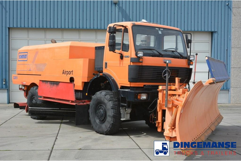 Mercedes-Benz SK 2031 4x4x4 Schmidt CJS9 airport sweeper snow plough - جرافة ثلج: صور 1 Mercedes-Benz SK 2031 4x4x4 Schmidt CJS9 airport sweeper snow plough - جرافة ثلج: صور 1