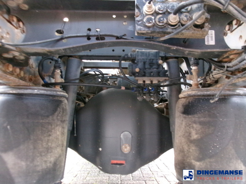 Renault Premium 270 dxi 4x2 fuel tank 13.6 m3 / 4 comp - شاحنة صهريج: صور 5 Renault Premium 270 dxi 4x2 fuel tank 13.6 m3 / 4 comp - شاحنة صهريج: صور 5