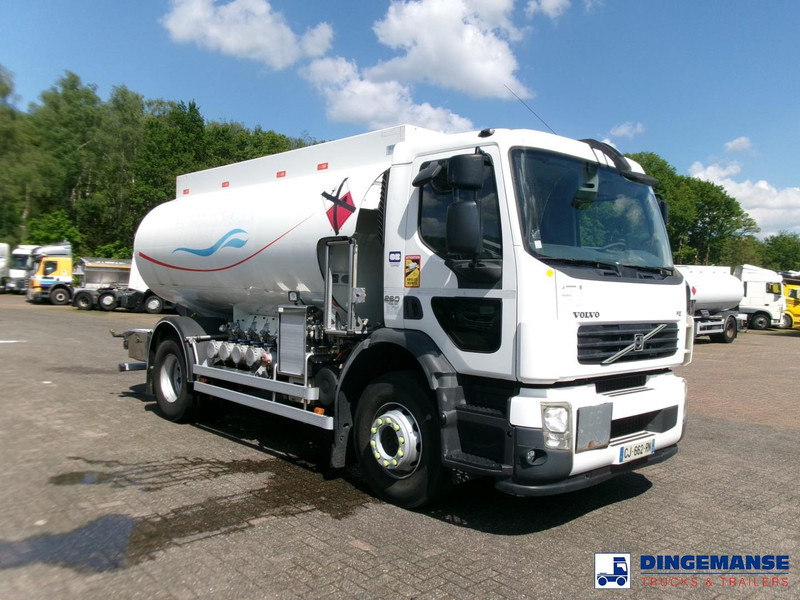 Volvo FE 260 4x2 dxi fuel tank 13.3 m3 / 4 comp / ADR 21-06-2024 - شاحنة صهريج: صور 2 Volvo FE 260 4x2 dxi fuel tank 13.3 m3 / 4 comp / ADR 21-06-2024 - شاحنة صهريج: صور 2