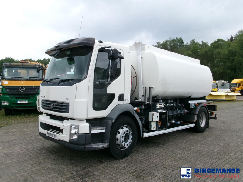 Volvo FL 240 4x2 RHD fuel tank 13 m3 / 4 comp - شاحنة صهريج: صور 1 Volvo FL 240 4x2 RHD fuel tank 13 m3 / 4 comp - شاحنة صهريج: صور 1