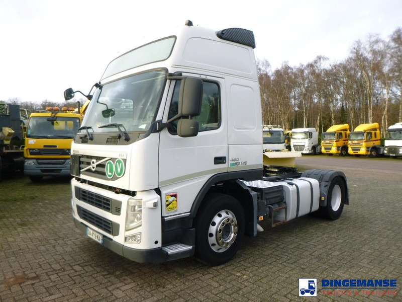 Volvo FM 450 4x2 Euro 5 - شاحنة جرار: صور 1 Volvo FM 450 4x2 Euro 5 - شاحنة جرار: صور 1